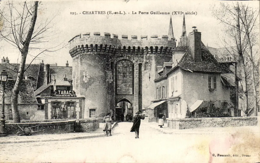 Chartres (E-et-L.) - A Porta Guilherme (século XVI) — G. Foucault, editor, Droux - Frente