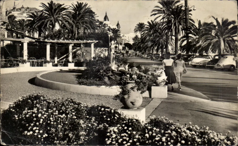 Cannes — Visão da Croisette — L. Gilletta & Cie - Frente
