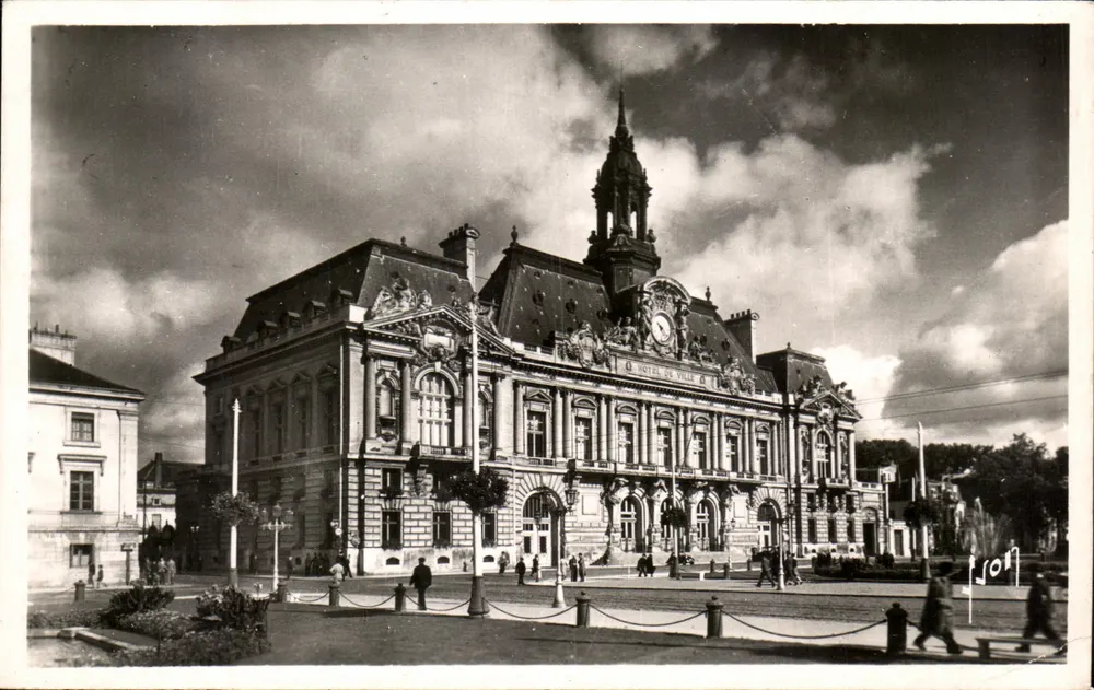 Hôtel de Ville — Tours (Indre-et-Loire) — Les Éditions d'Art - Frente