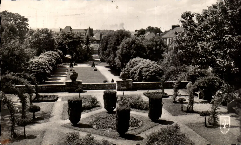Montluçon (Allier) — Les Jardins suspendus — Éditions du LYS - Frente