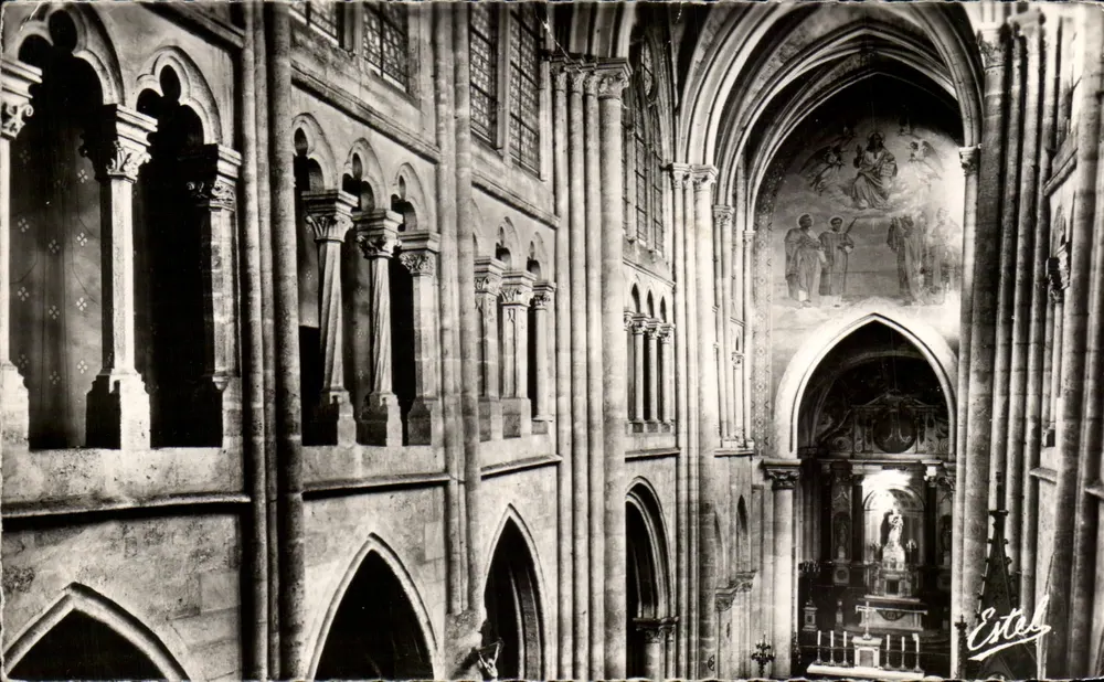 Église Saint-Germain de Dourdan — Perspective de la nef et du triforium (XIIIe et XVIe siècles) — Estel - Vorderseite