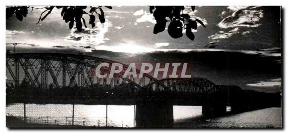 Brücke Chémancéan — HUE — Ansichtskarte mit handschriftlichem Text - Vorderseite