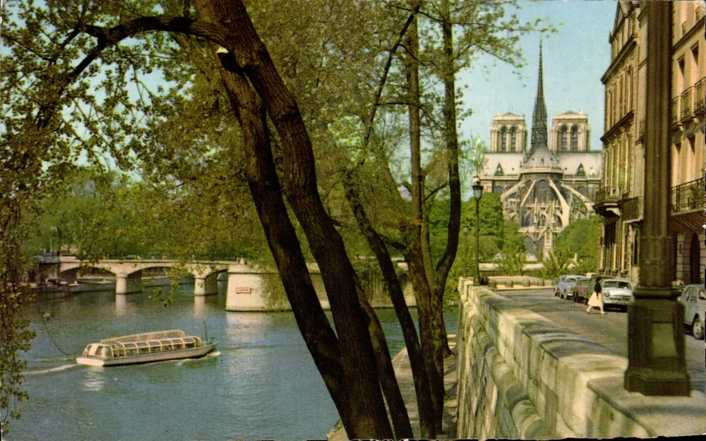 Notre-Dame de Paris — Ansicht von der Île Saint-Louis — Goulaours Naturelles, n° 573 - Vorderseite