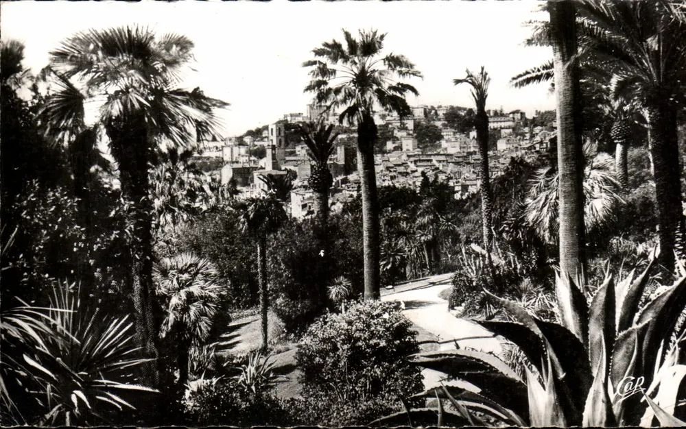 Grasse - Vista tirada do Parc-Plage — Réal-Photo-Cie des Arts Photographiques - Frente