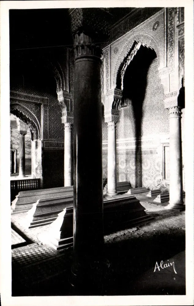 Marrakech (Marokko) — Die Saadianischen Graber - Saal der Zwölf Säulen — Alain, Serie 32 - Vorderseite