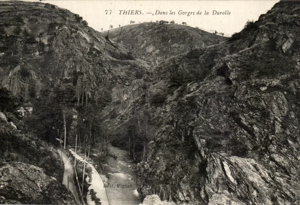 Thiers — Nas Gorges da Durolle — Édit. Figuelet - Frente