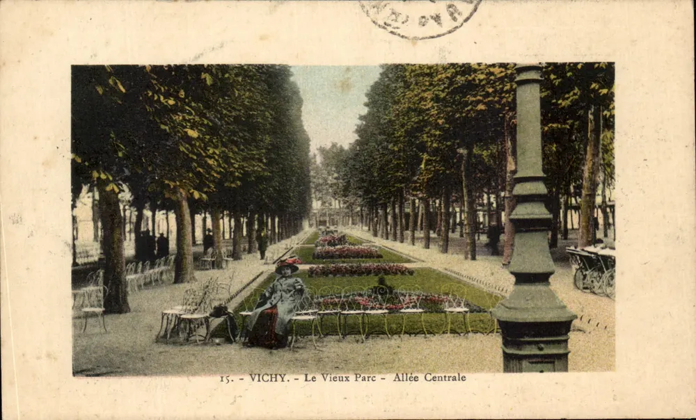 Vichy - El Viejo Parque - Avenida Central — editor desconocido, n° 15 - Anverso