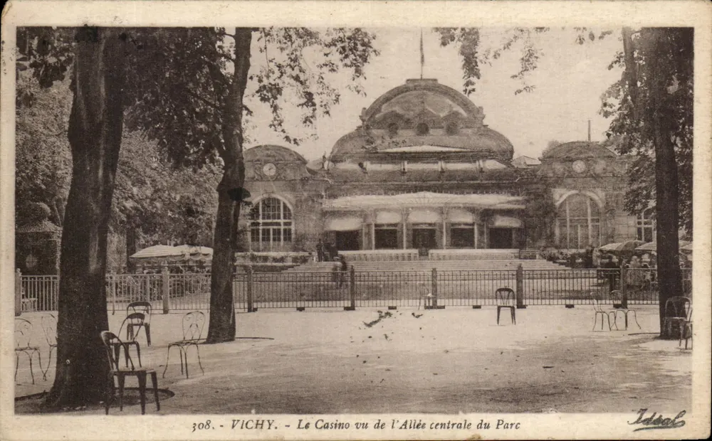 Vichy - Ansicht des Casinos vom zentralen Weg im Park — Éditions Idéal, Nr. 308 - Vorderseite