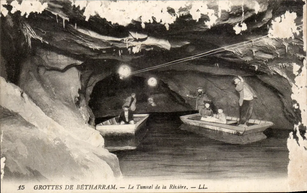 Grottes de Bétharram — Le Tunnel de la Rivière — LL. — n°15 - Recto