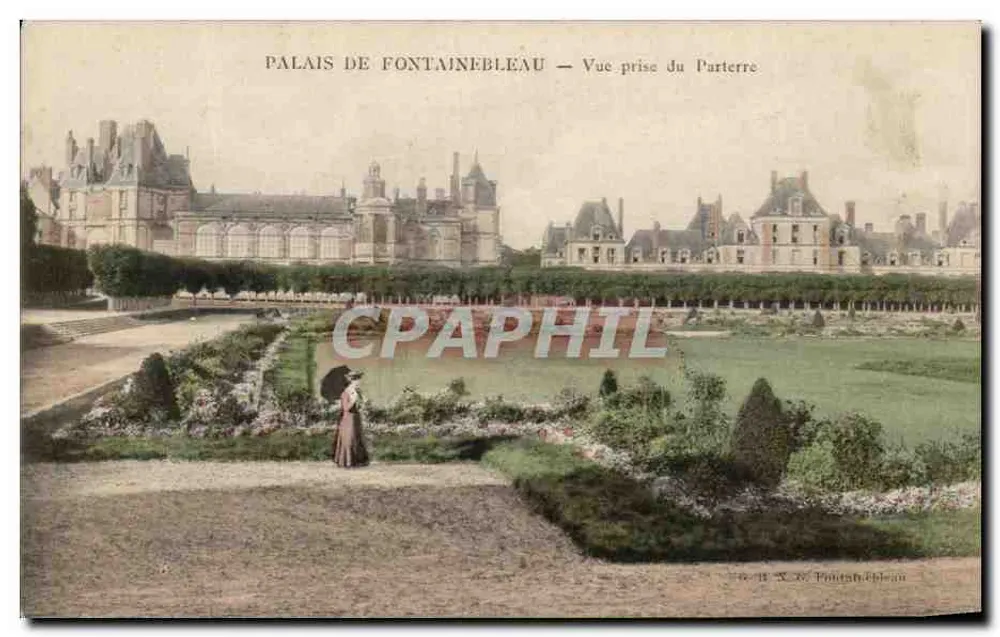 Schloss Fontainebleau — Blick vom Parterre — B. X. de Fontainebleau - Vorderseite