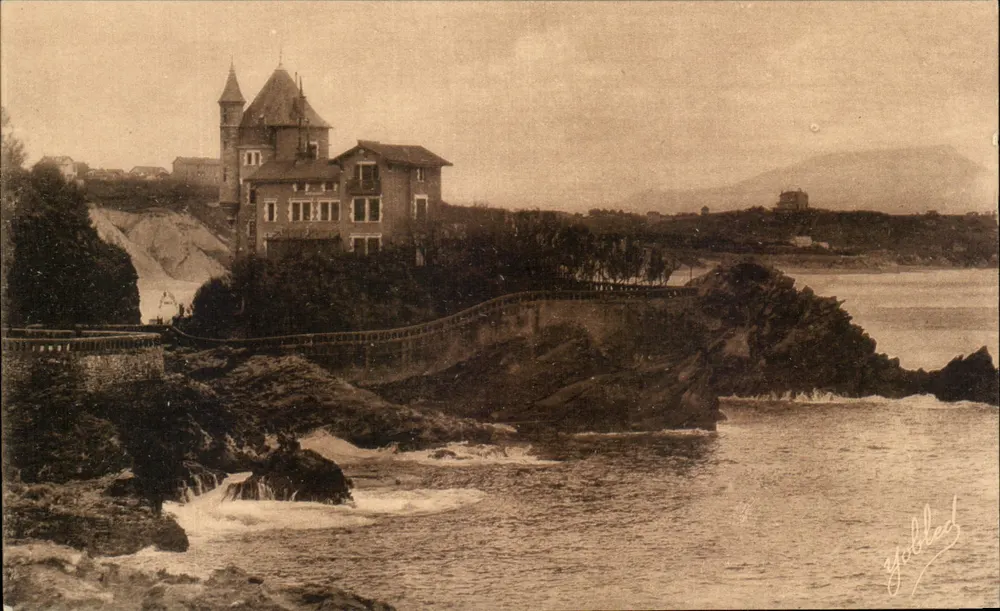 Biarritz — Villa Belza y la Rhûno — Fot. M. Delboy, 39, r. de la Rassuelle, Bordeaux - Anverso