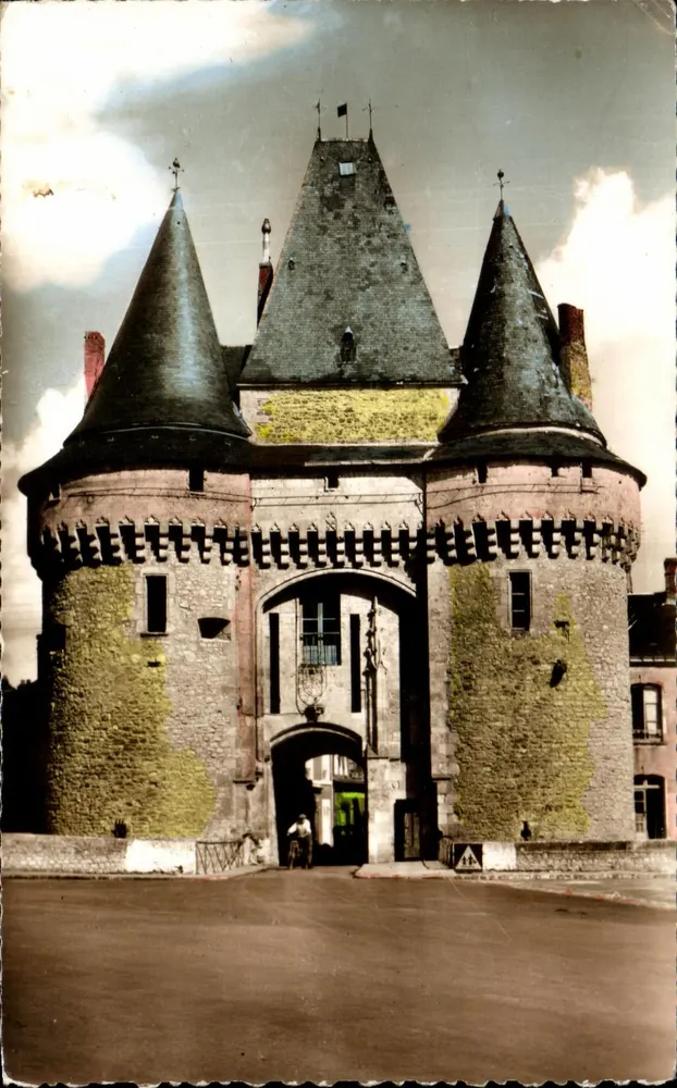 La Ferté-Bernard (Sarthe) — « Venise de l'Ouest » — Porte de Ville — éditeur Combiér (S.-et-L.) - Vorderseite