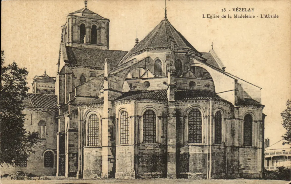 Vézelay — A Igreja da Madeleine — A Abside — Portman, editor, Avallon - Frente