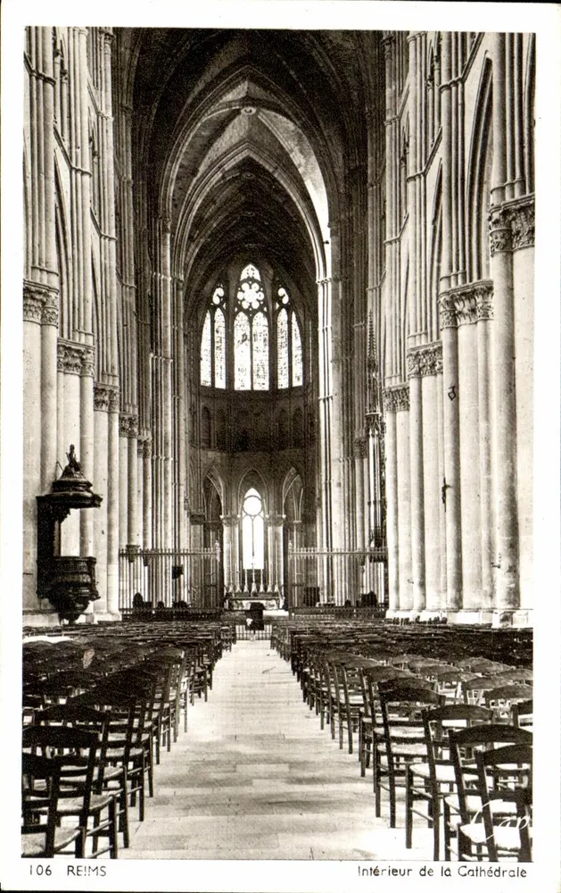 Interior da Catedral — Reims - Frente