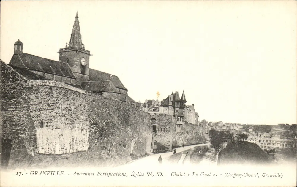 Granville — Alte Befestigungen, Kirche Notre-Dame, Chalet « Le Guet » — (Geoffroy-Choinel, Granville) - Vorderseite