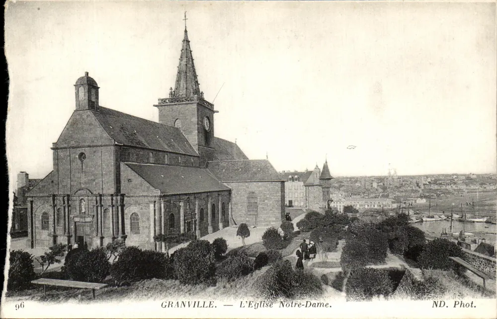 Granville — L'Église Notre-Dame — ND. Phot. - Frente