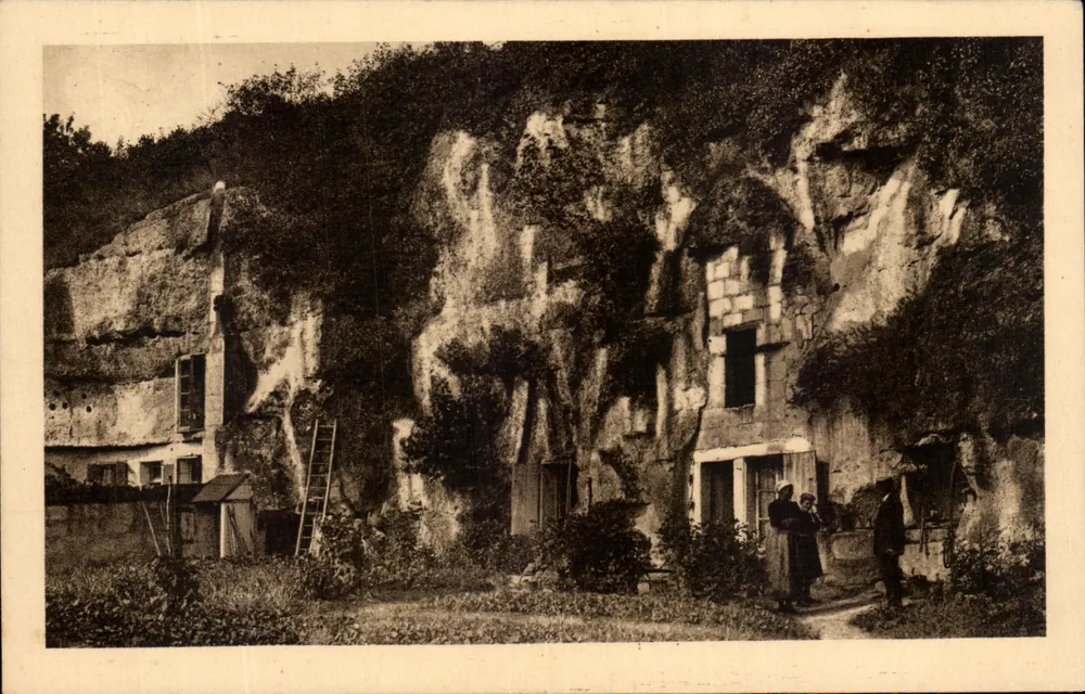 Höhlenwohnungen — In Touraine — R. D. - Vorderseite