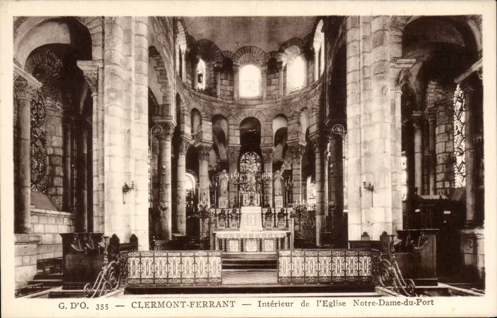 Clermont-Ferrand — Innenansicht der Kirche Notre-Dame-du-Port — G.D'O. 355 - Vorderseite