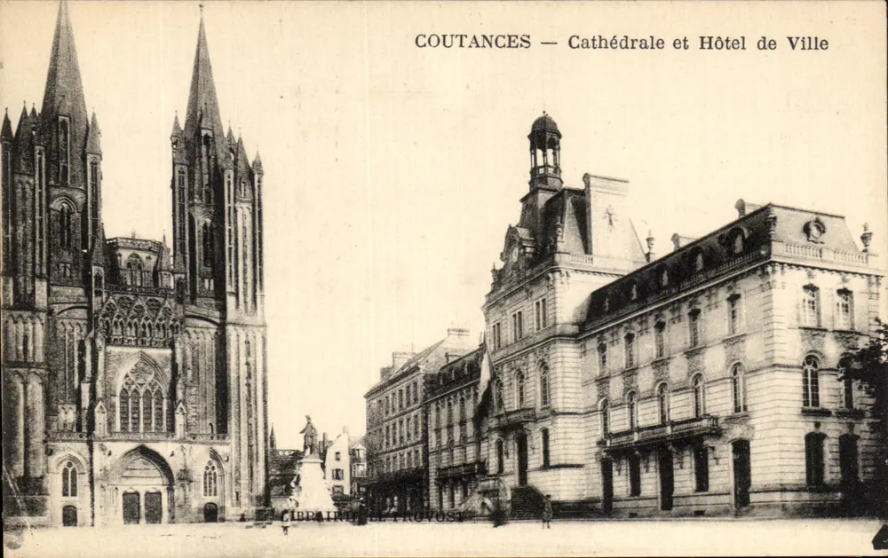 Coutances — Kathedrale und Rathaus — Librairie Provost - Vorderseite
