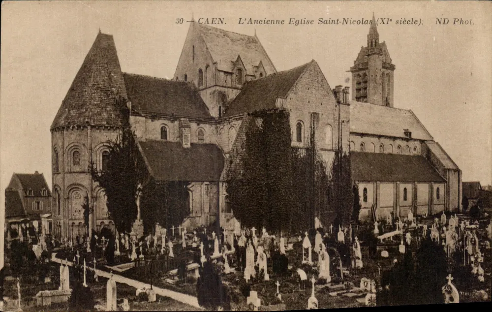 Caen — A Igreja Antiga de São Nicolau (século XI) — ND Phol. - Frente