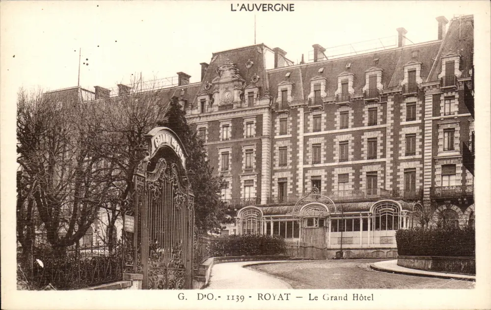 Royat — O Grande Hotel — G. D'O. - 1139 - Frente