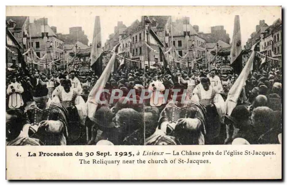 Die Prozession vom 30. September 1925 in Lisieux — Die Reliquienschale nahe der Kirche St-Jacques - Vorderseite