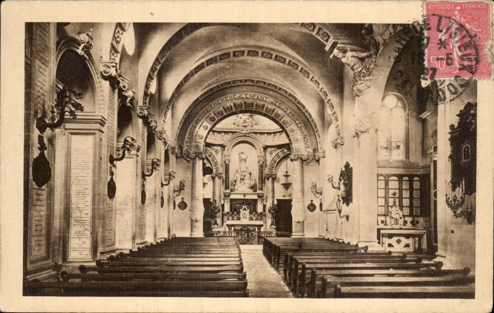 Innenansicht der Carmelitenkapelle in Lisieux — unbekannter Verlag, Nr. 4 - Vorderseite