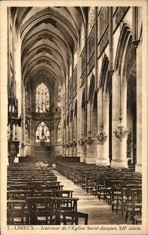 Lisieux — Interior da Igreja de São Jacó, XII século — Koch photo, Lisieux - Frente