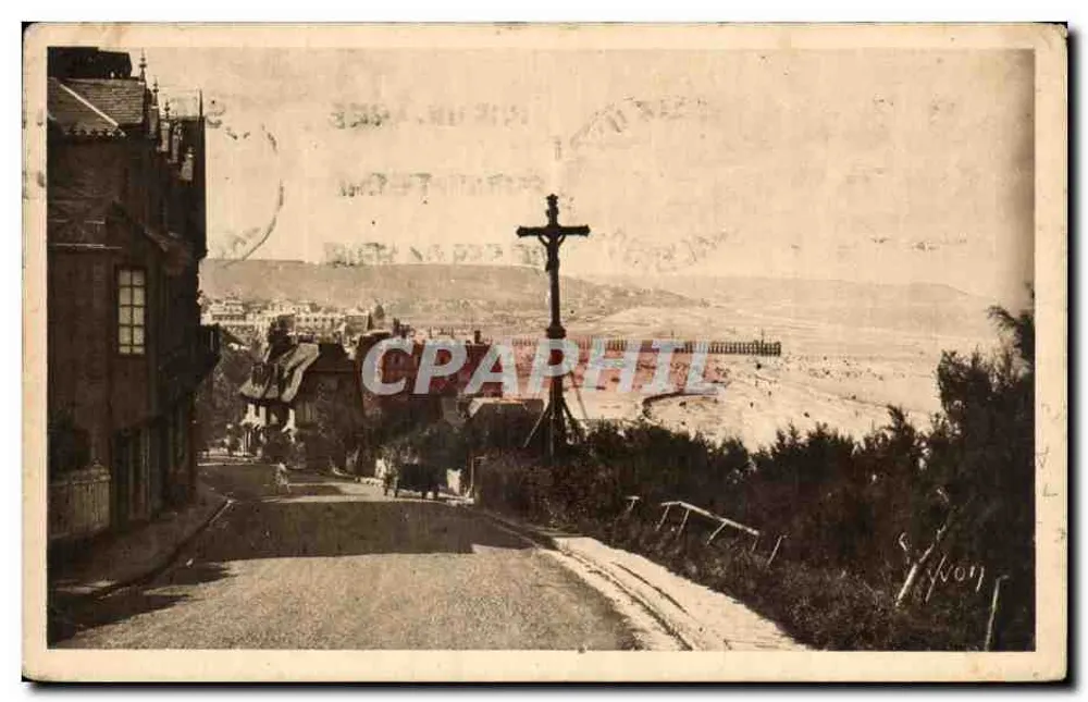 Vista de Lisieux — Cruz de caminho na estrada — Éditions d'Art Yvonne Peris - Frente