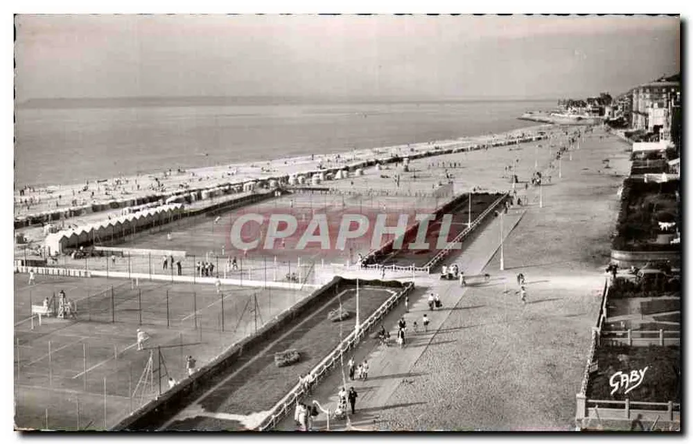 TROUVILLE-DEAUVILLE — Die Tennisplätze und der Strand — Editions GABY - Vorderseite