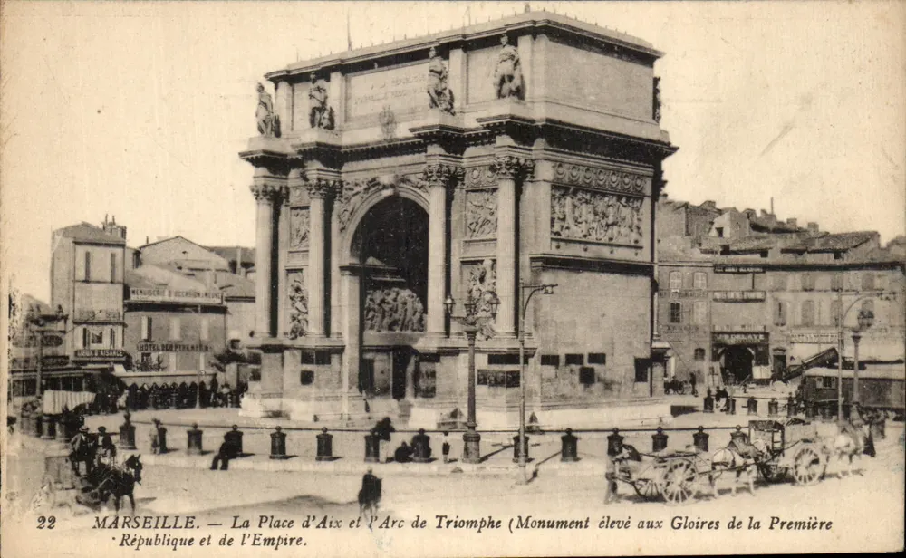 Marsiglia — Piazza d'Aix e l'Arco di Trionfo (Monumento eretto alle Glorie della Prima Repubblica e dell'Impero) - Recto