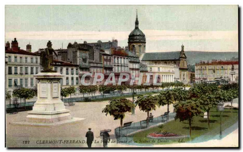 Clermont-Ferrand — Place de Jaude und die Statue von Desaix — LL. - Vorderseite