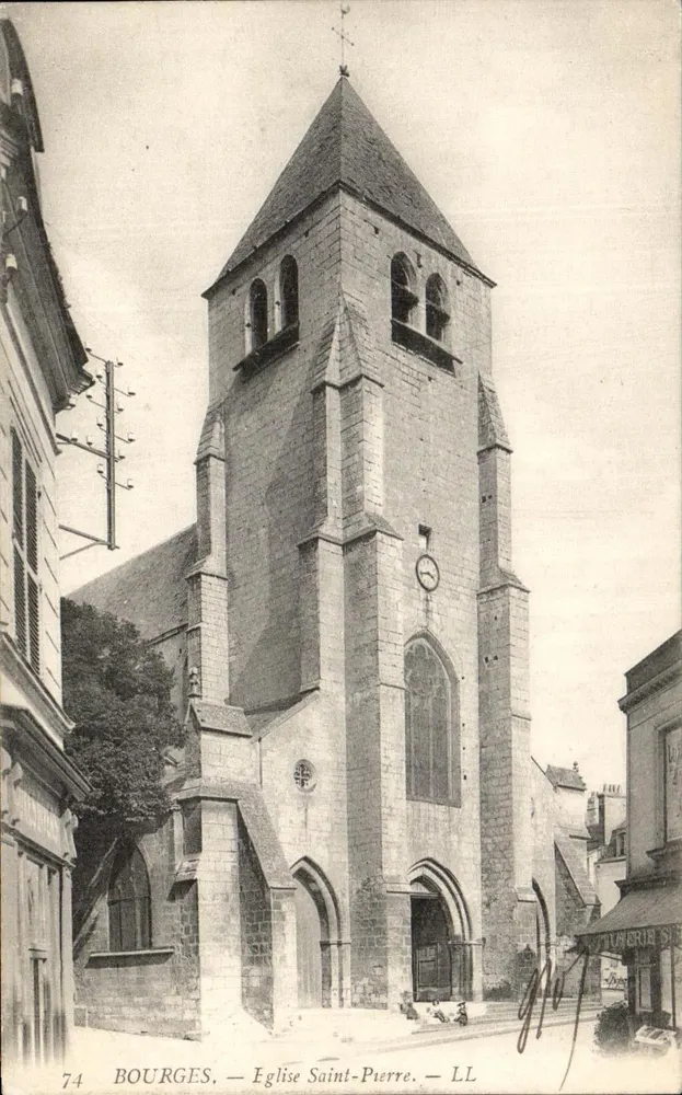 Bourges — Igreja de São Pedro — LL - Frente