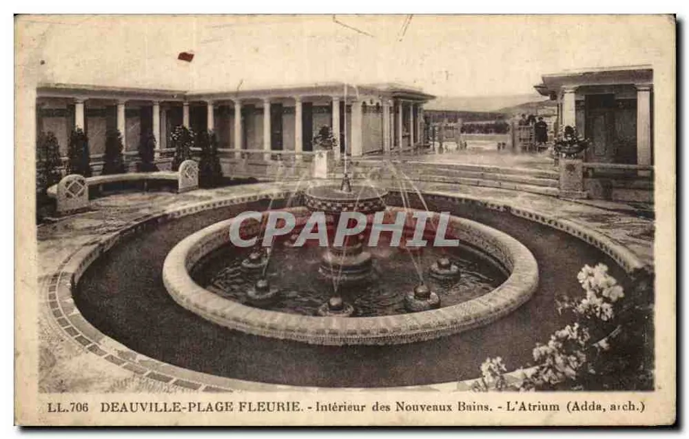 Deauville-Plage-Fleurie — Innenraum der Neuen Bäder — L'Atrium (Adda, Architekt) - Vorderseite