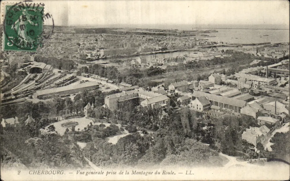 Cherbourg — Allgemeiner Blick vom Montagne du Roule — LL. - Vorderseite