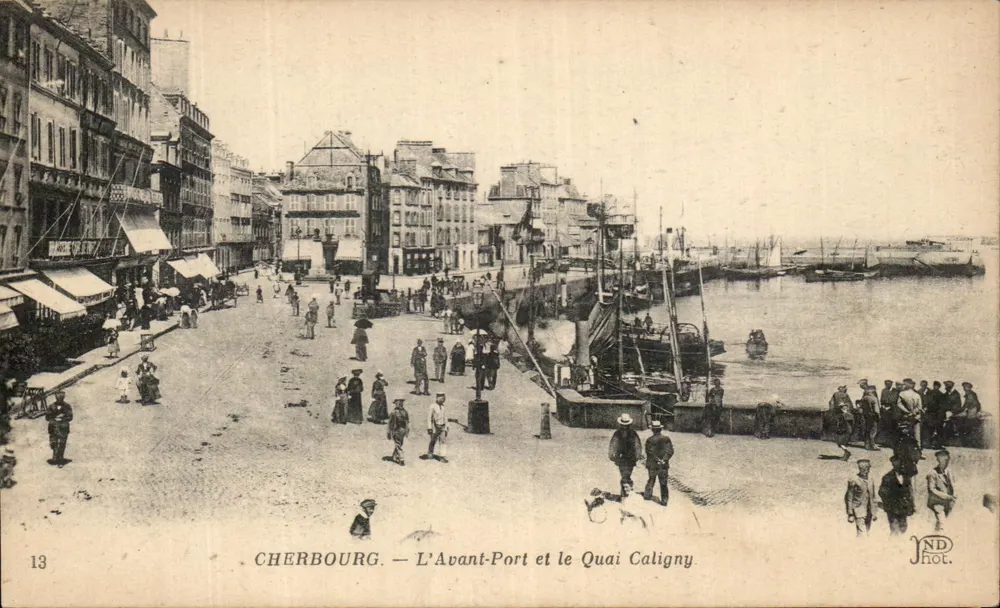 Cherbourg — Der Avant-Port und der Quai Caligny — JND Hot. - Vorderseite
