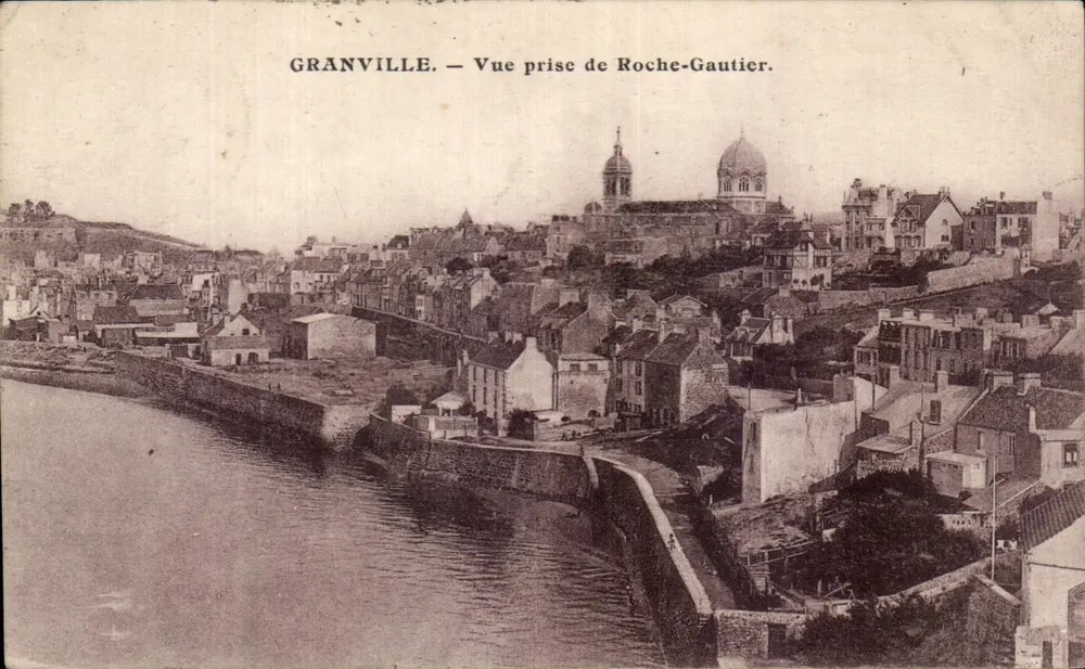 Granville — Blick von Roche-Gautier — R. Serrand Foto. - Vorderseite