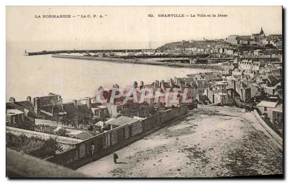 Granville — Blick auf die Stadt und den Hafen — Antike Ansichtskarte n°82 - Vorderseite