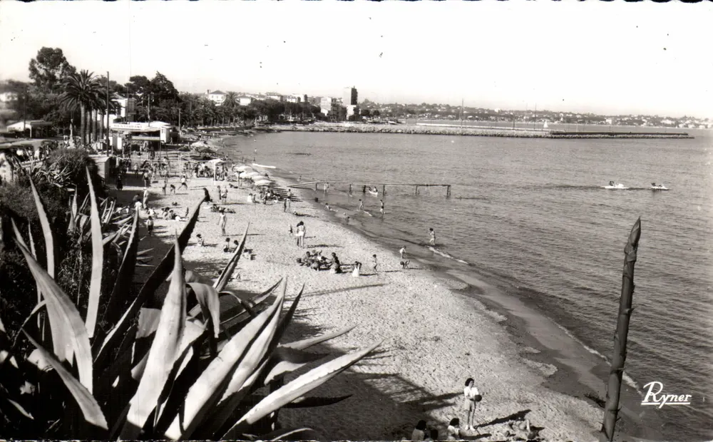 Golfe-Juan — Die Strand — Ryner - Vorderseite