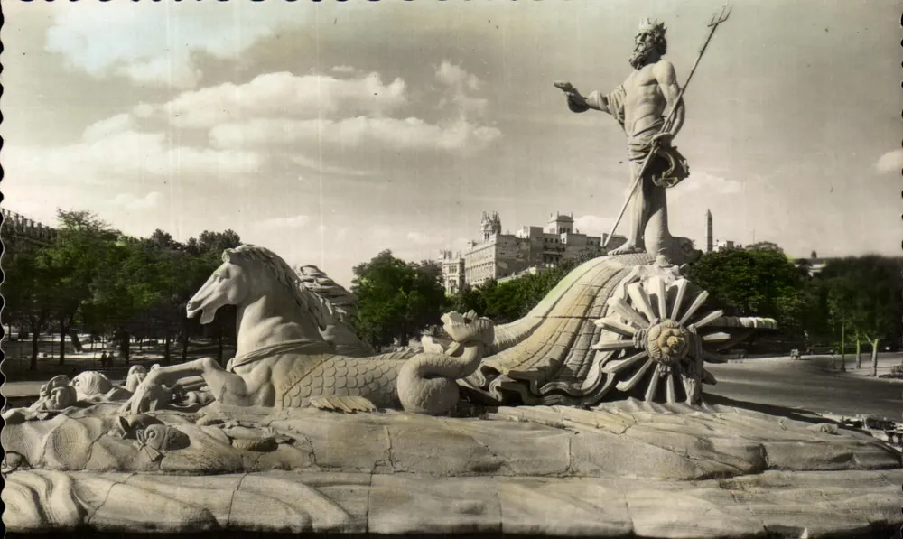 Fonte de Netuno — Madrid — Éditions Cattellis - Frente
