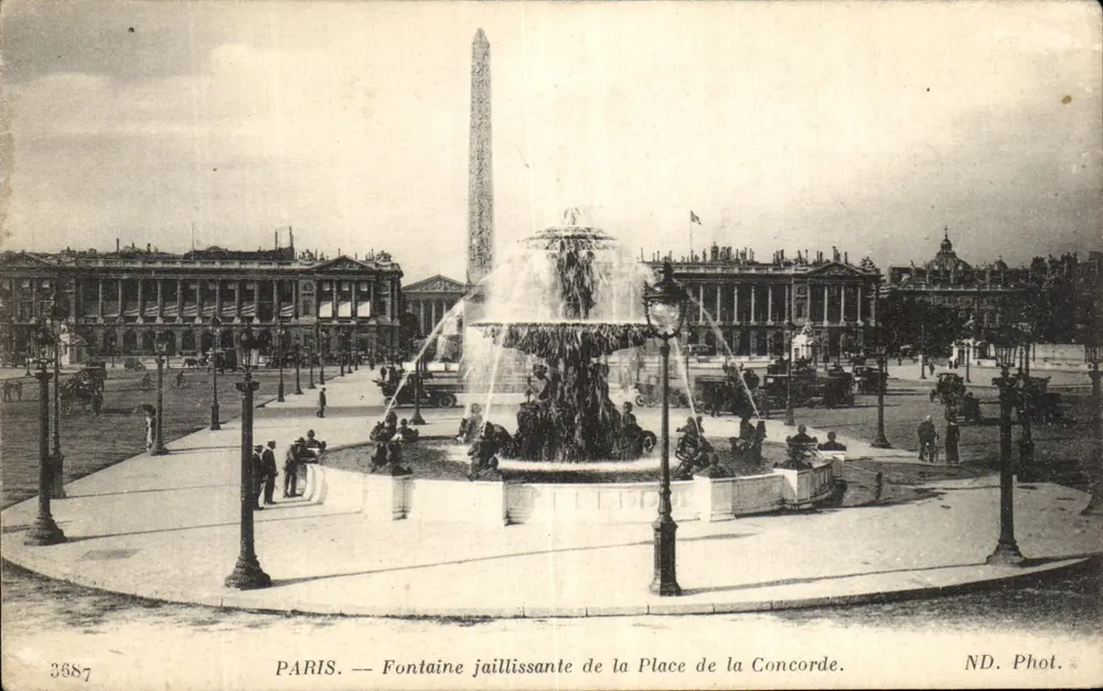 Paris — Sprudelnde Fontäne der Place de la Concorde — ND. Fot. n°3687 - Vorderseite