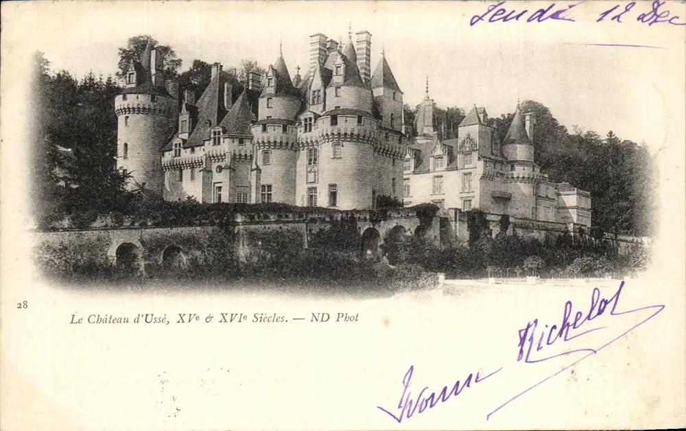 O Castelo de Ussé, séculos XV e XVI — ND Pbot - Frente