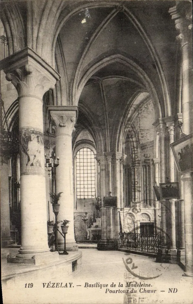 VÉZELAY — Basilique de la Madeleine. Pourtour du Chœur — ND - Vorderseite