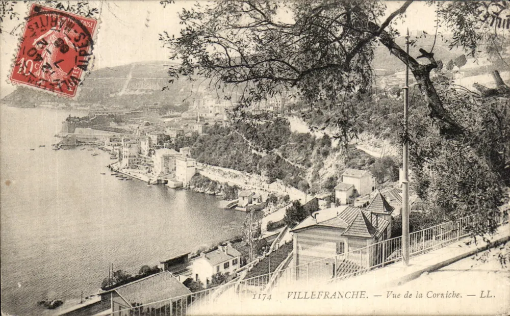Villefranche — Vista da Corniche — LL. — n°1174 - Frente