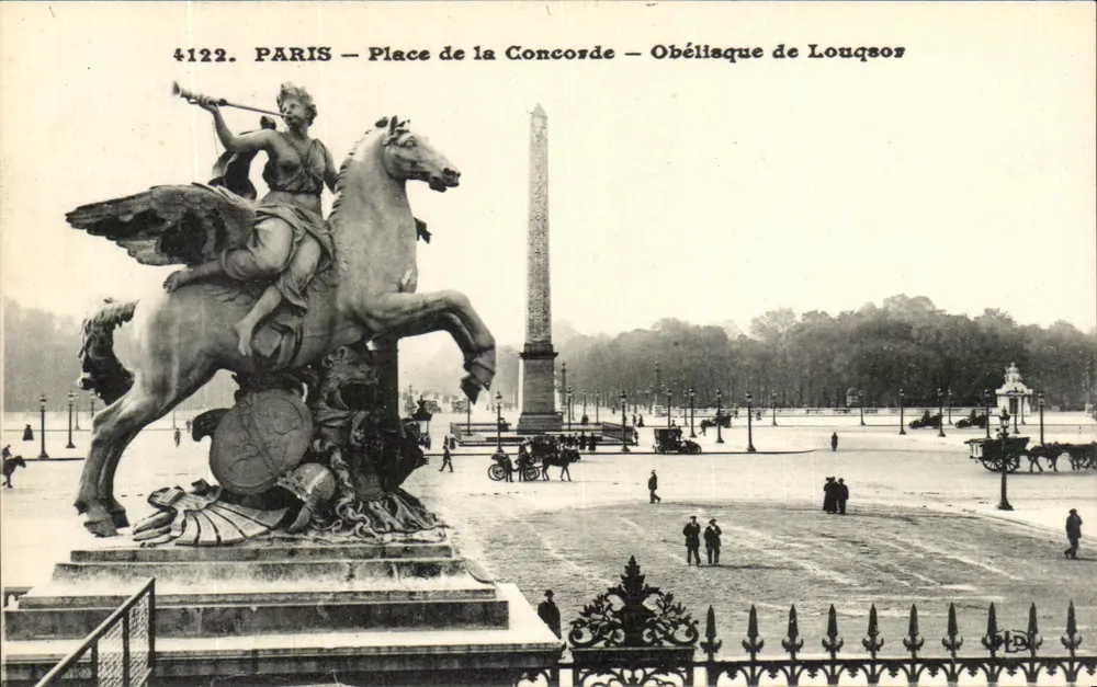 Paris — Place de la Concorde — Obelisk von Luxor - Vorderseite