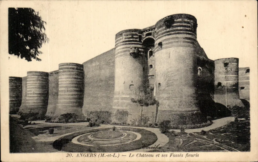 Angers (M.-et-L.) — Schloss und seine blühenden Gräben — Verlag Emoéla, Nr. 20 - Vorderseite