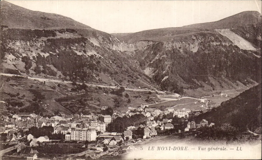 Le Mont-Dore — Vista geral — LL - Frente