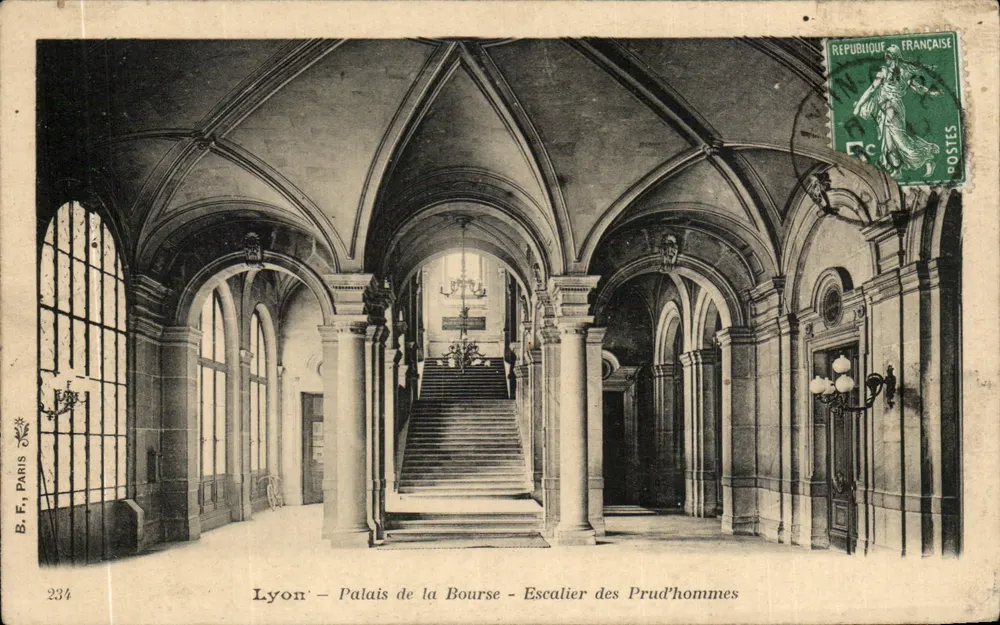 Lyon – Palacio de la Bolsa – Escalera de los Prudhommes – B.F. Paris n°234 - Anverso