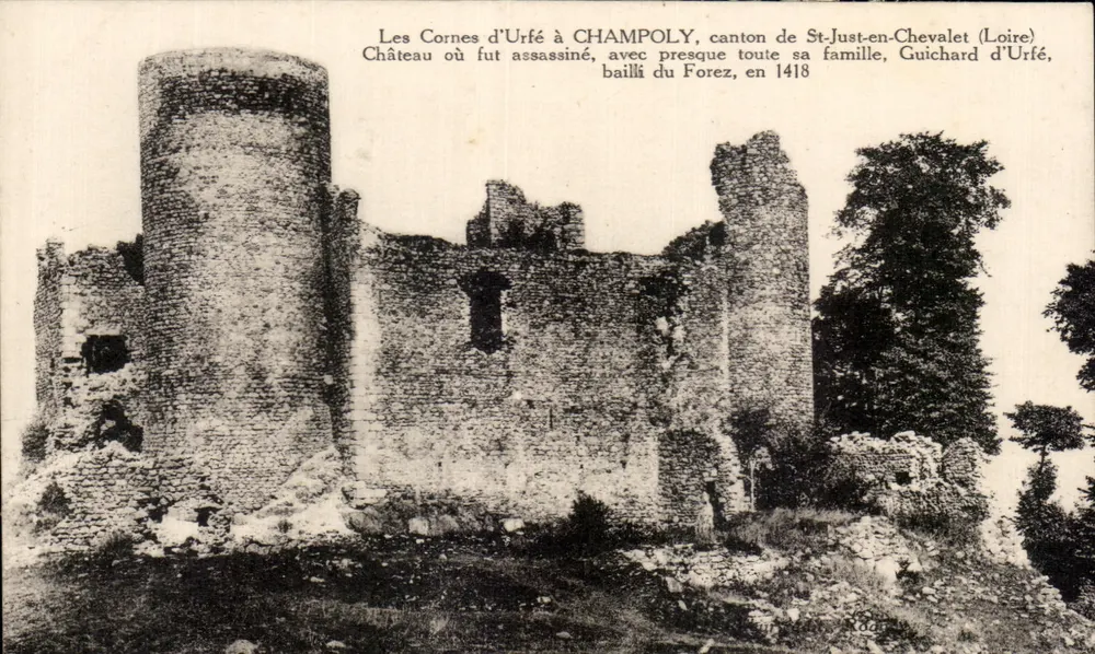 As Cornas de Urfé em Champoly — Castelo onde foi assassinado Guichard d'Urfé em 1418 — Editor: J. Roux - Frente
