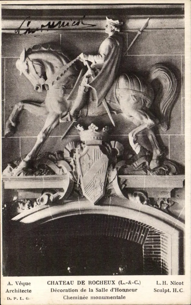 Schloss Rocheux (L.-&-C.) — Ausstattung des Ehensaals — monumentale Kaminwand — Reiterskulptur — L.H. Nicot, Bildhauer - Vorderseite